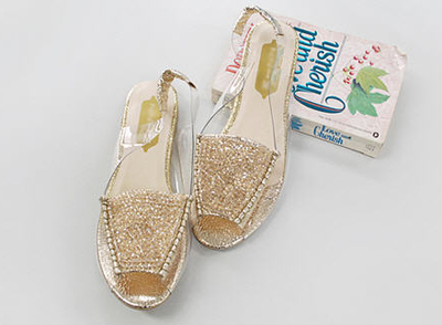 รองเท้ายาง รองเท้ายาง