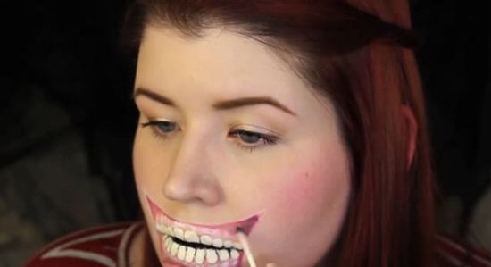 แต่งหน้าสาวปากฉีก แต่งหน้าสาวปากฉีก