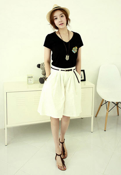 เสื้อยืดคอวีผู้หญิง เสื้อยืดคอวีผู้หญิง