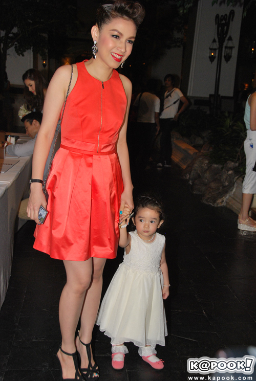 งานแต่งตั๊ก บริบูรณ์ งานแต่งตั๊ก บริบูรณ์