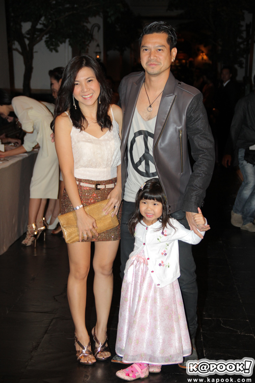 งานแต่งตั๊ก บริบูรณ์ งานแต่งตั๊ก บริบูรณ์