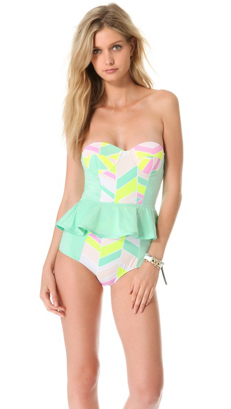 ชุดว่ายน้ำวันพีช ชุดว่ายน้ำวันพีช