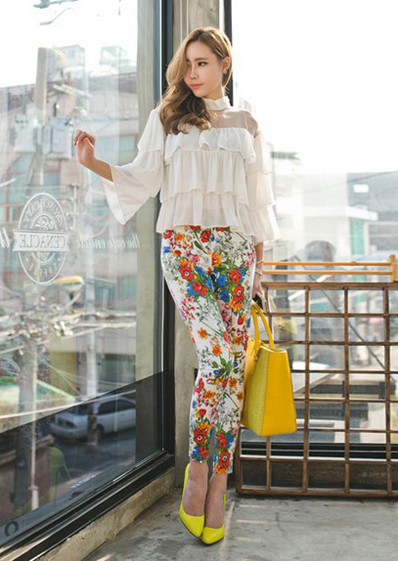 เสื้อผ้าสีสด เสื้อผ้าสีสด