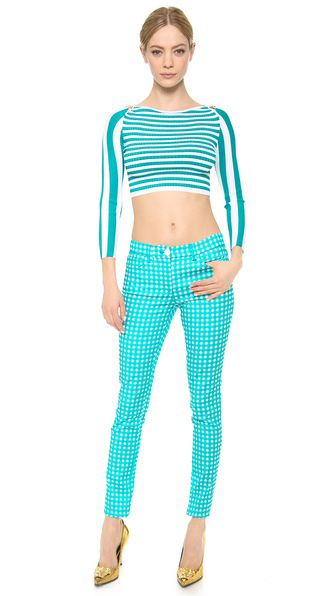 เสื้อผ้าสีสด เสื้อผ้าสีสด