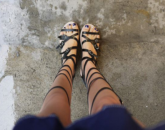 รองเท้าแกลดิเอเตอร์ รองเท้าแกลดิเอเตอร์