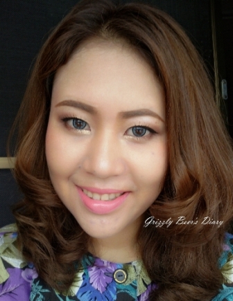 วิธีแต่งหน้าไปทำงาน วิธีแต่งหน้าไปทำงาน