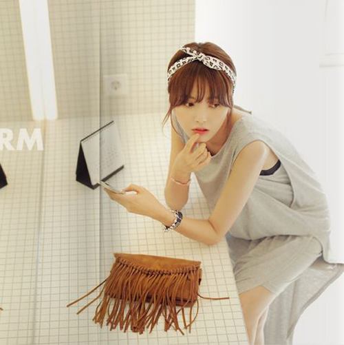 กระเป๋าสะพายระบายริ้ว กระเป๋าสะพายระบายริ้ว