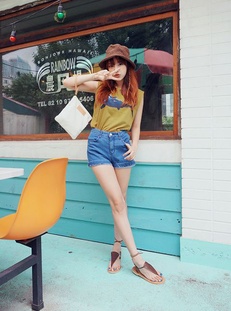 กางเกงยีนส์ขาสั้นสวยๆ กางเกงยีนส์ขาสั้นสวยๆ