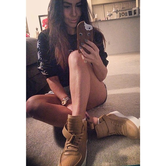 รองเท้าผ้าใบ รองเท้าผ้าใบ