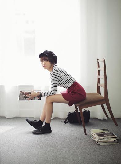 รองเท้าผ้าใบสีดำ รองเท้าผ้าใบสีดำ