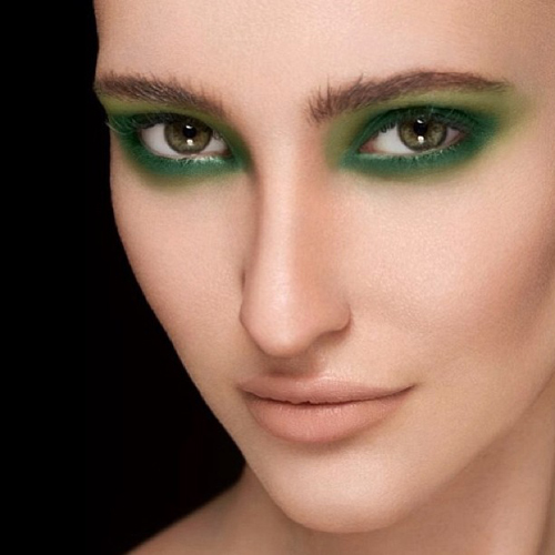 แต่งตาโทนเขียว แต่งตาโทนเขียว