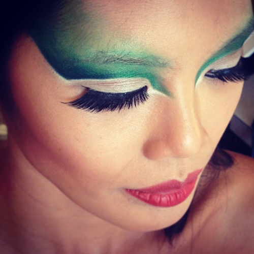แต่งตาโทนเขียว แต่งตาโทนเขียว