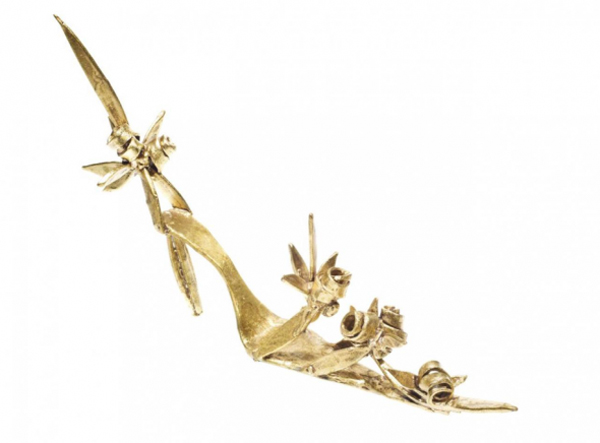 รองเท้าแปลก รองเท้าแปลก