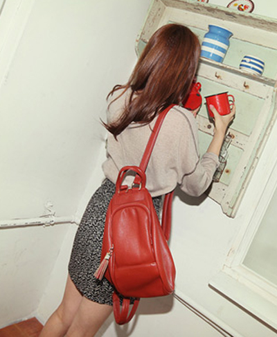 กระเป๋าสะพายหลัง