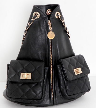 กระเป๋าสะพายหลัง