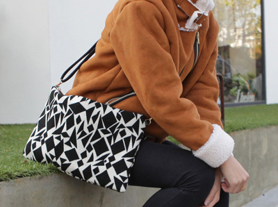 เสื้อลายกราฟฟิก เสื้อลายกราฟฟิก