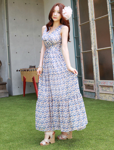 เสื้อลายกราฟฟิก เสื้อลายกราฟฟิก