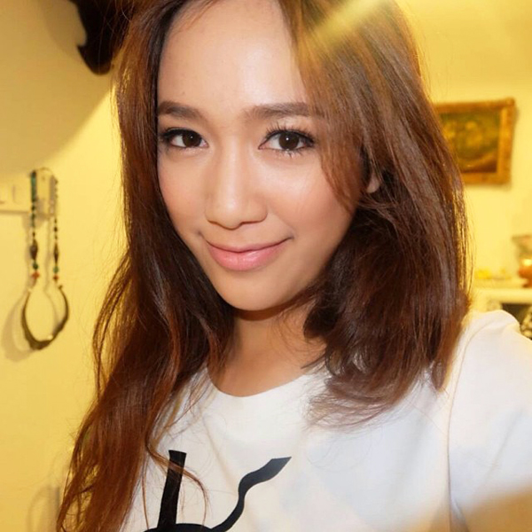 นางเอก นางเอก