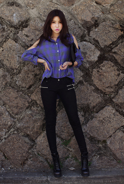 เสื้อเปิดไหล่แขนยาว เสื้อเปิดไหล่แขนยาว