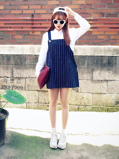 เอี๊ยมกระโปรง เอี๊ยมกระโปรง