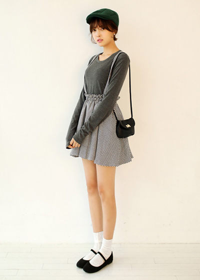 เอี๊ยมกระโปรง เอี๊ยมกระโปรง