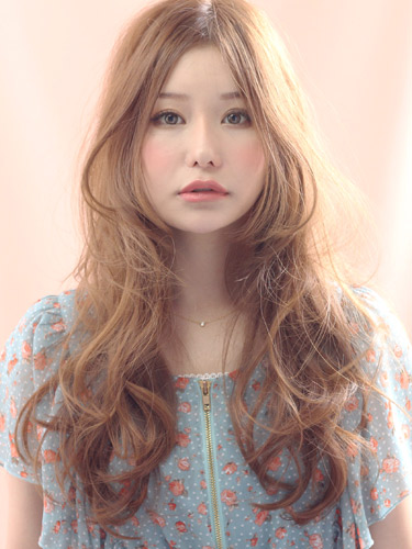 ทรงผมยาวสําหรับคนหน้ากลม ทรงผมยาวสําหรับคนหน้ากลม