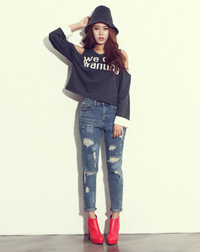 เสื้อเปิดไหล่แขนยาว เสื้อเปิดไหล่แขนยาว