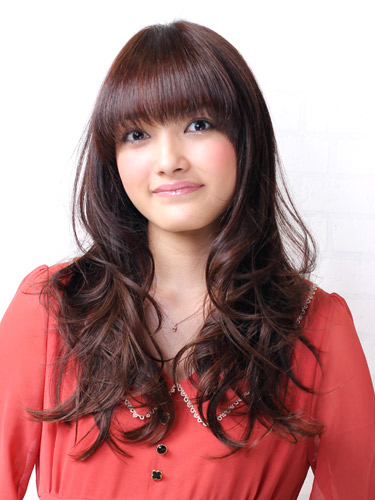 ทรงผมยาวสําหรับคนหน้ากลม ทรงผมยาวสําหรับคนหน้ากลม