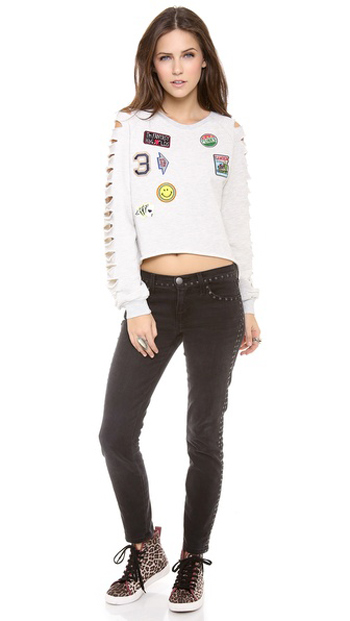 เสื้อเปิดไหล่แขนยาว เสื้อเปิดไหล่แขนยาว