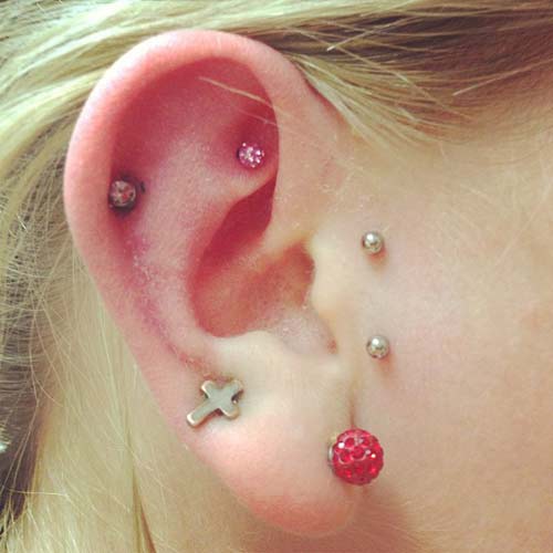 ใส่ต่างหูหลายรู ใส่ต่างหูหลายรู