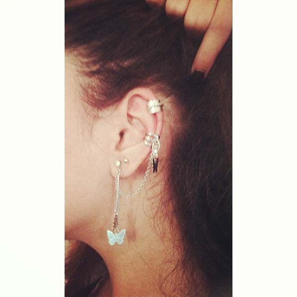 ใส่ต่างหูหลายรู ใส่ต่างหูหลายรู