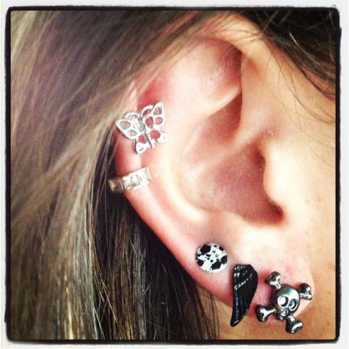 ใส่ต่างหูหลายรู ใส่ต่างหูหลายรู