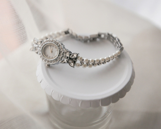 นาฬิกาข้อมือผู้หญิง นาฬิกาข้อมือผู้หญิง