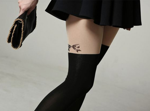 ถุงน่องลายเก๋ ๆ ถุงน่องลายเก๋ ๆ