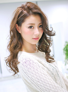 ทรงผมดัดลอนปลาย ทรงผมดัดลอนปลาย