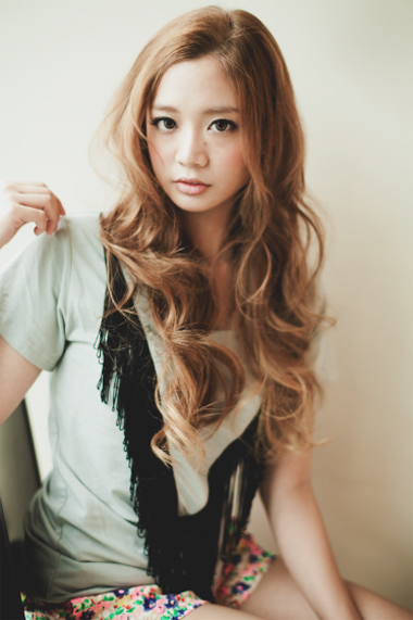 ทรงผมดัดลอนปลาย ทรงผมดัดลอนปลาย