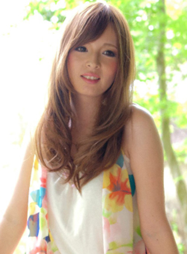 ทรงผมยาวสำหรับคนตัวเตี้ย ทรงผมยาวสำหรับคนตัวเตี้ย