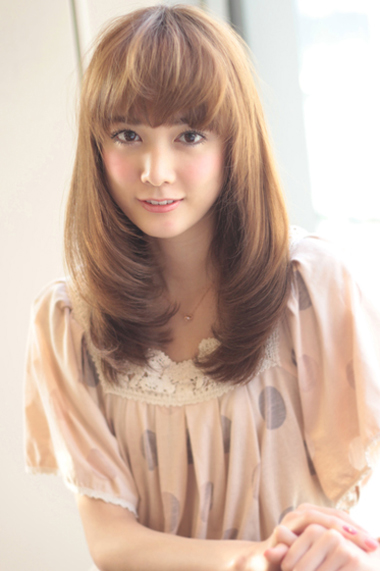 ทรงผมยาวสำหรับคนตัวเตี้ย ทรงผมยาวสำหรับคนตัวเตี้ย