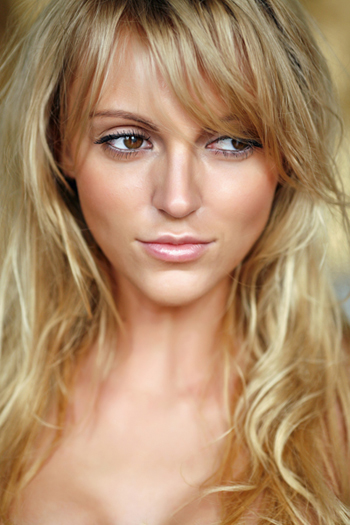 สีผมที่เหมาะกับคนผิวสองสี สีผมที่เหมาะกับคนผิวสองสี