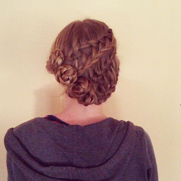 วิธีเก็บผมเปียด้านหลัง วิธีเก็บผมเปียด้านหลัง