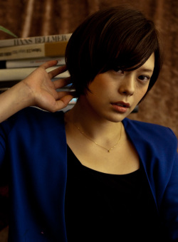 ทรงผมสั้นสําหรับคนหน้าเหลี่ยม ทรงผมสั้นสําหรับคนหน้าเหลี่ยม