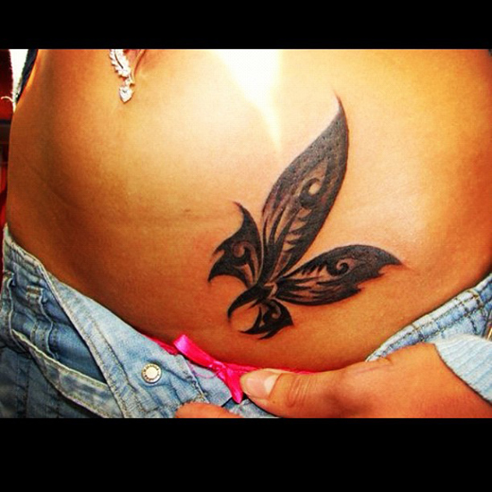 รอยสักหน้าท้องผู้หญิง รอยสักหน้าท้องผู้หญิง