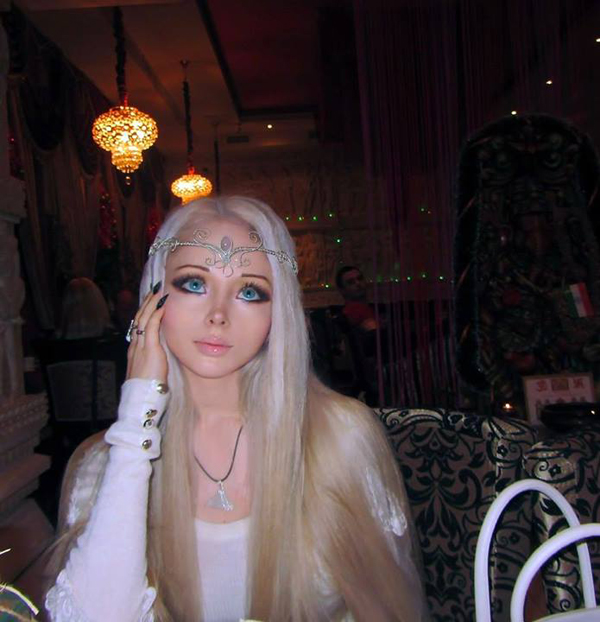 สาวบาร์บี้ สาวบาร์บี้