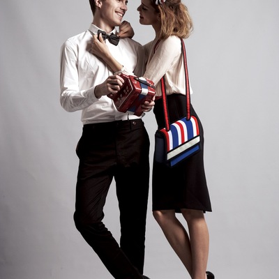 กระเป๋าสองมิติ กระเป๋าสองมิติ