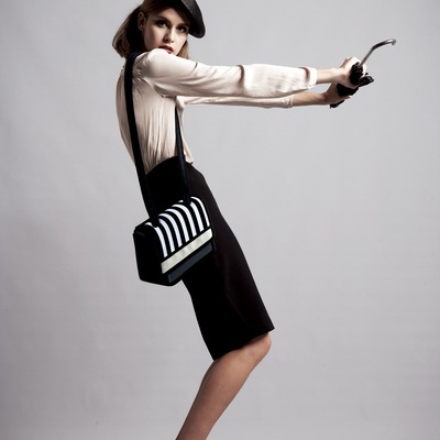 กระเป๋าสองมิติ กระเป๋าสองมิติ