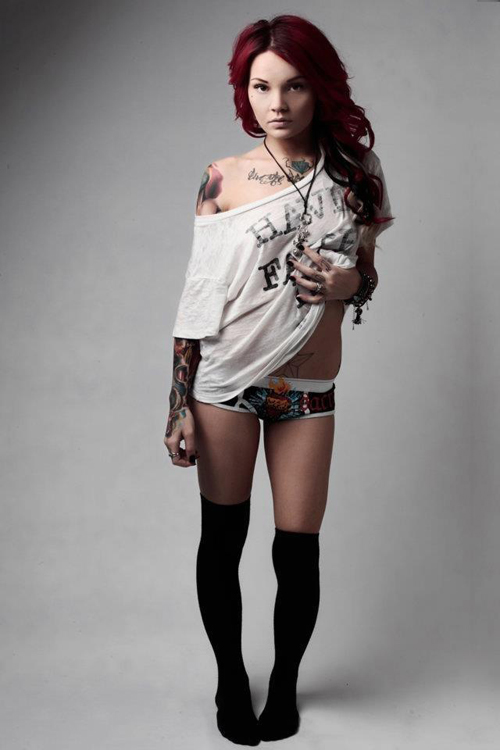 หนังสือสาวรอยสัก หนังสือสาวรอยสัก