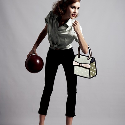 กระเป๋าสองมิติ กระเป๋าสองมิติ