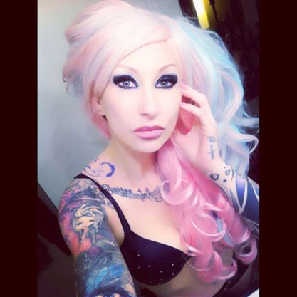 หนังสือสาวรอยสัก หนังสือสาวรอยสัก