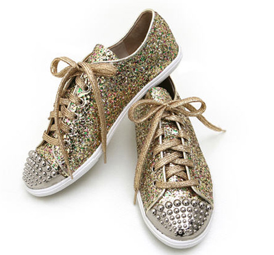 รองเท้าผ้าใบผู้หญิง