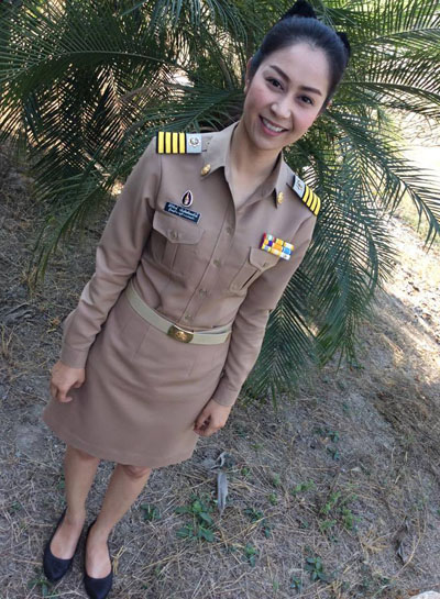 ผู้ใหญ่บ้านสวย ผู้ใหญ่บ้านสวย